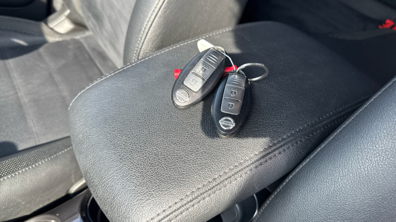 Nissan Juke 1.6 [112] Bose Personal Edition 5dr Petrol Hatchback